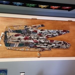 Flower print vintage split bottom shawl